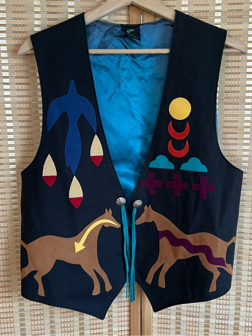 Moxie Vintage Western Black Embroidered Horse Appliqué Vest